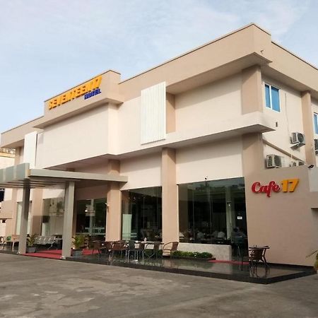 Seventeen Hotel Banda Aceh Dış mekan fotoğraf