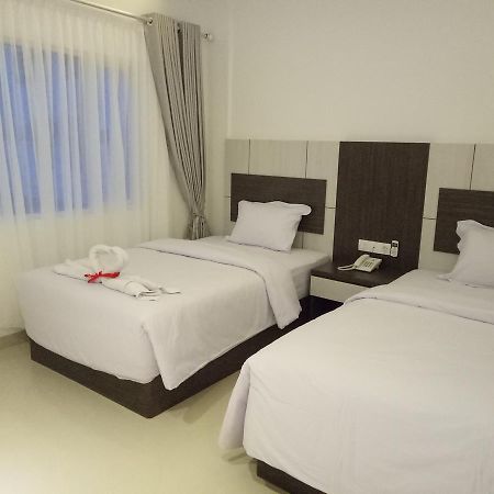 Seventeen Hotel Banda Aceh Dış mekan fotoğraf