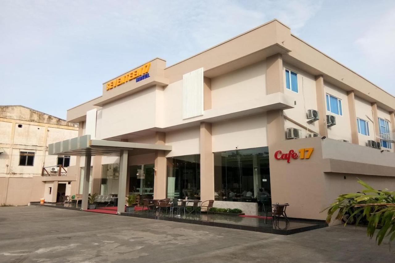 Seventeen Hotel Banda Aceh Dış mekan fotoğraf