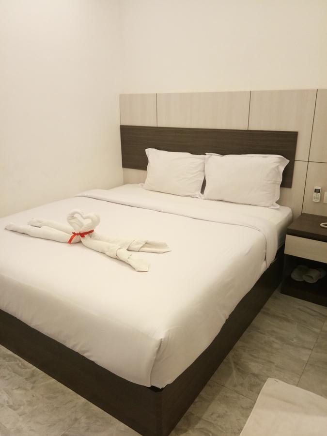 Seventeen Hotel Banda Aceh Dış mekan fotoğraf