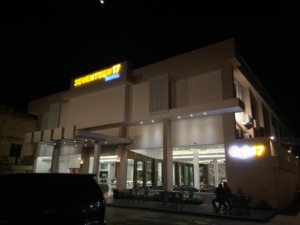 Seventeen Hotel Banda Aceh Dış mekan fotoğraf